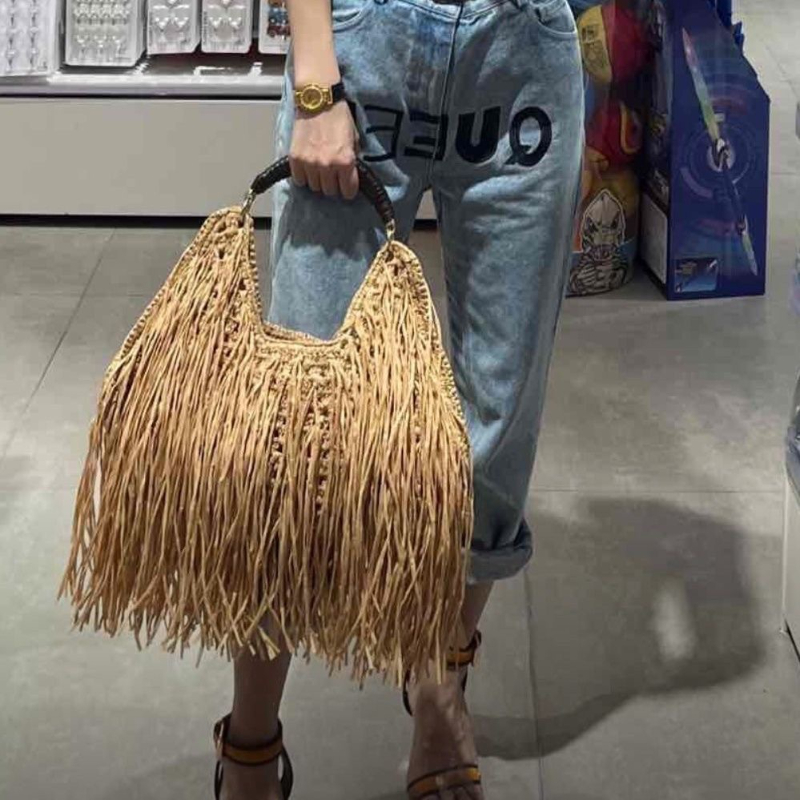 Bohemian Tassel Straw Handbag  - огляд і ціна Ethnic Fashion Designer
