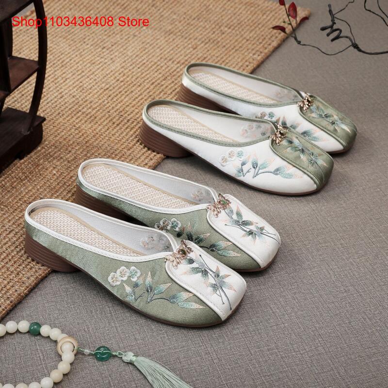New Embroidered Slippers for H - огляд і ціна The Ethnic Fashion