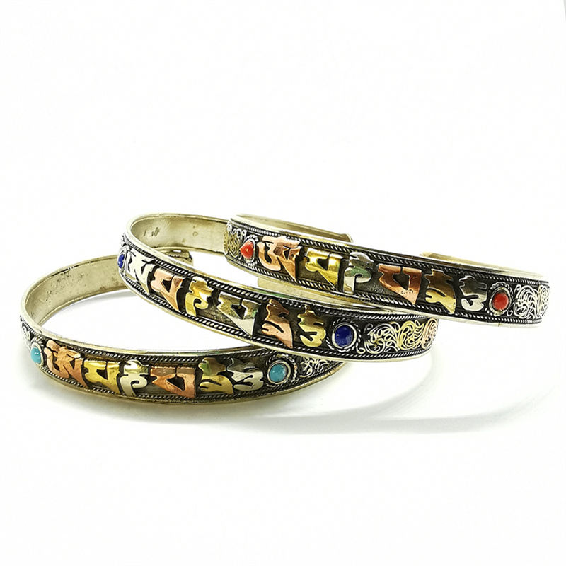 Tibetan Mantras Amulet Open Cu - огляд і ціна Ethnic Fashion Com