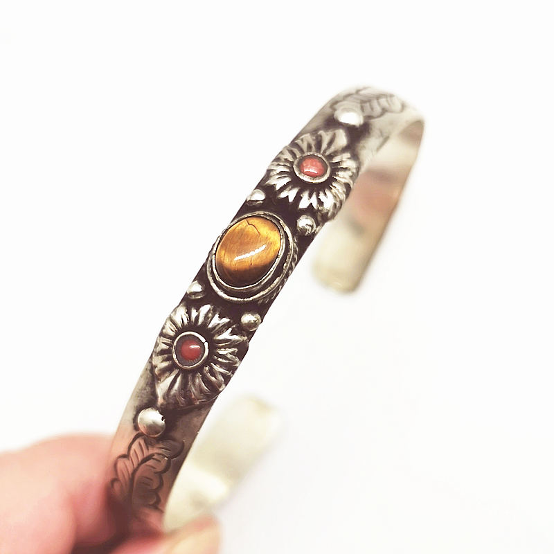 BB-398 Nepal Vintage Open Cuff - огляд і ціна Ethnic Fashion Com