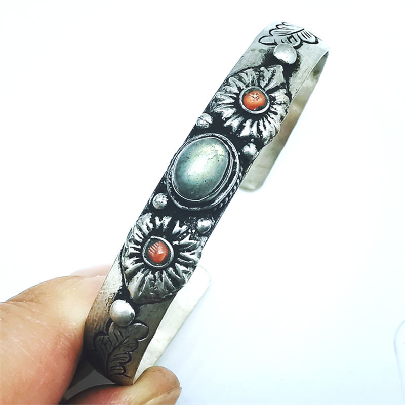 BB-398 Nepal Vintage Open Cuff - огляд і ціна Ethnic Fashion Com