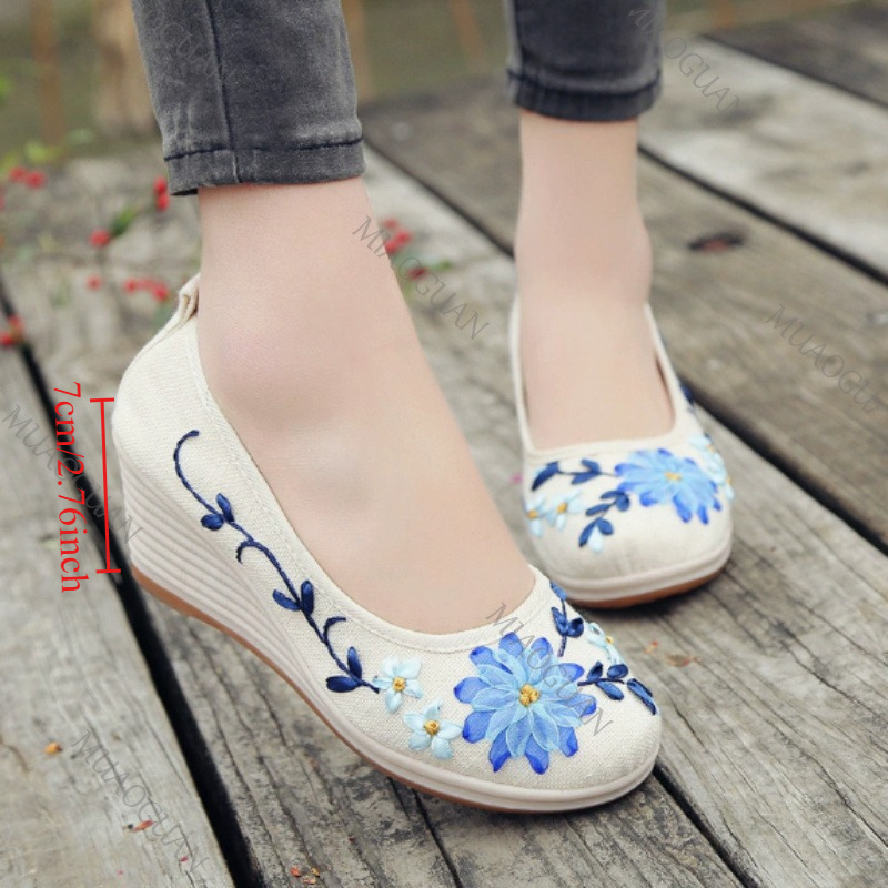 Embroidered Women Comfort Wedg - огляд і ціна The Ethnic Fashion