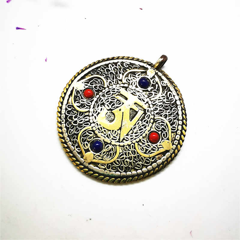 Tibet OM Amulet Pendants Tibet - огляд і ціна Ethnic Fashion Com